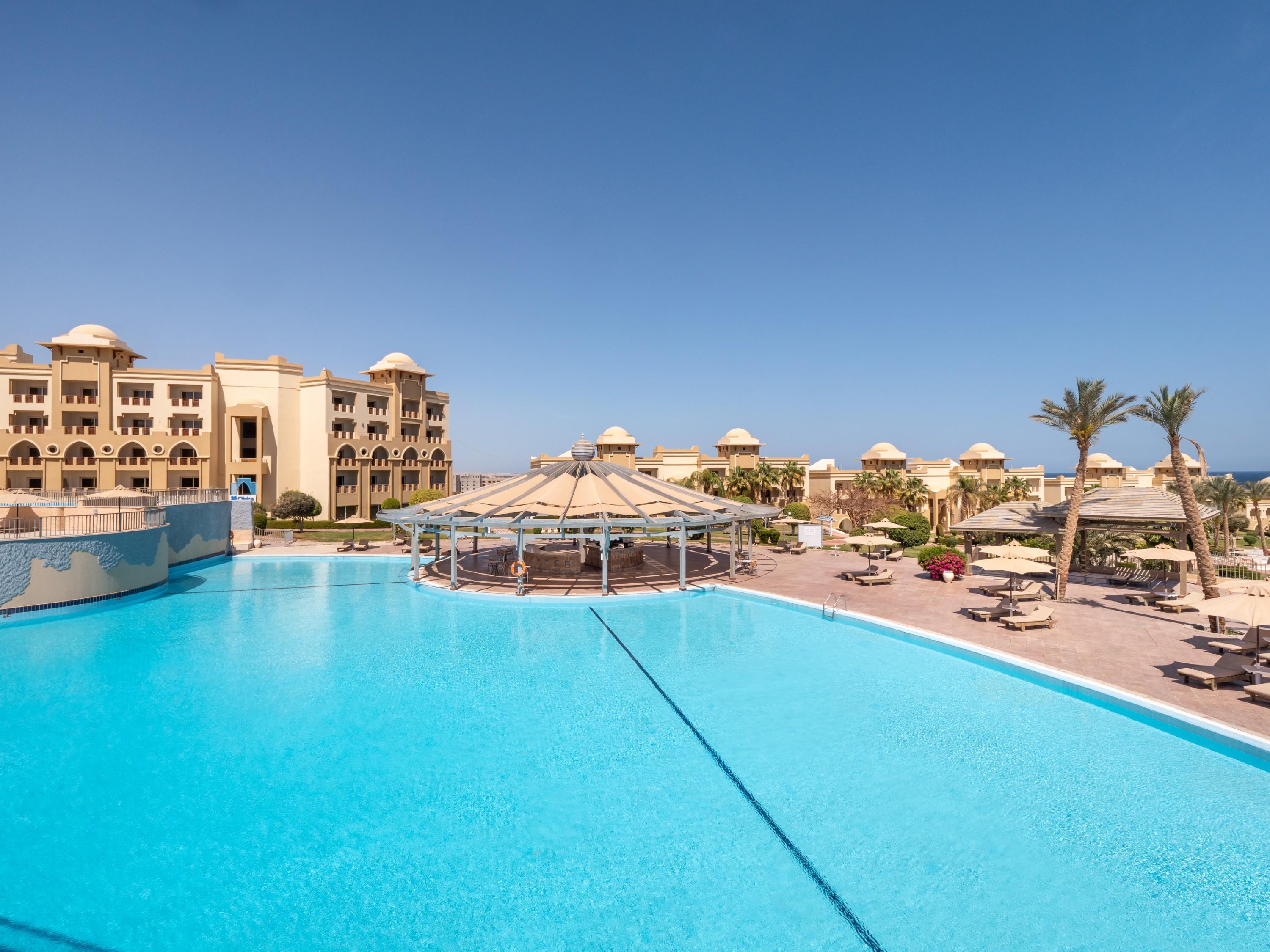 Serenity Alpha Beach - Ex Serenity Makadi Beach Exterior photo The swimming pool at the resort