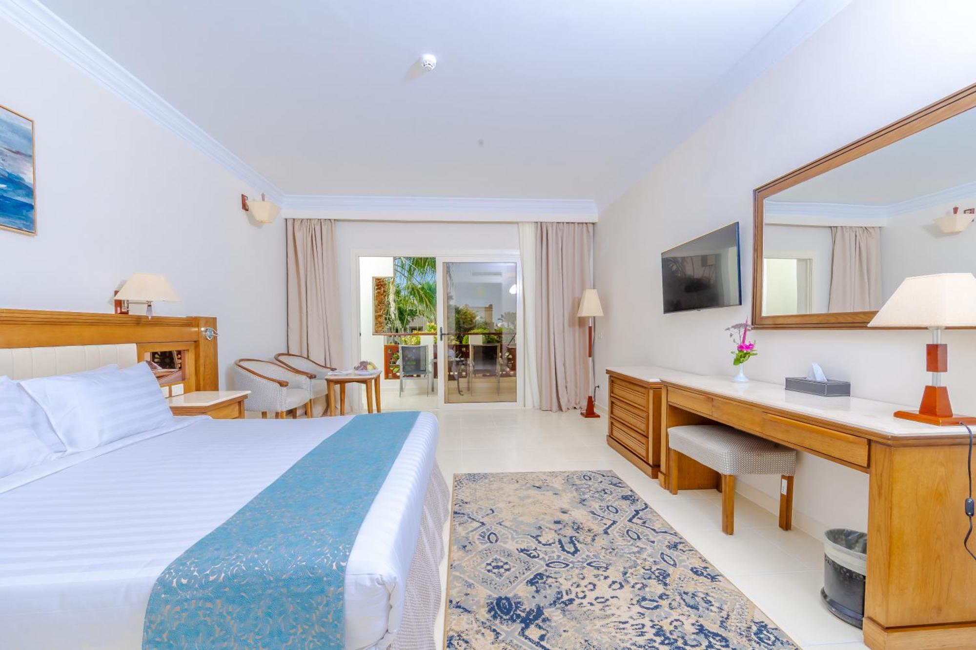 Serenity Alpha Beach - Ex Serenity Makadi Beach Exterior photo Deluxe Room